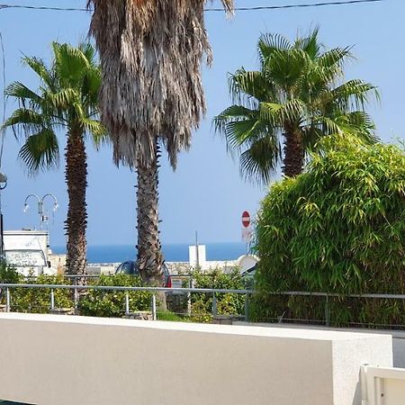 Villa Torre Dell'Orso Centro - Villino Vista Mare Con Ampio Giardino Exterior foto